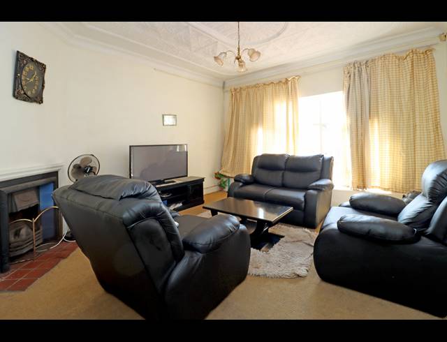2 BEDROOM HOUSE FOR SALE IN ORANGE GROVE